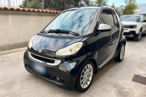 Smart ForTwo 1.0 Benz MHD Cabrio - 2009 *Leggi Des