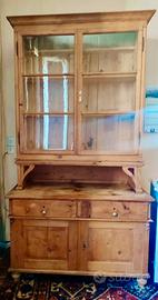 Credenza antica – stile rustico o montano