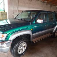 Toyota Hilux 4x4 2500 turbodiesel common rail