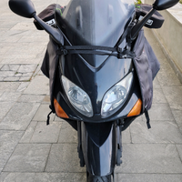 Yamaha T Max Black Version