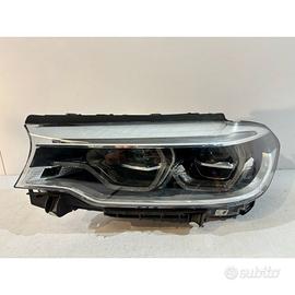 BMW 5 G30 G31 Faro Adattivo a Led sinistro - 17527