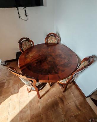 Tavolo in noce massello