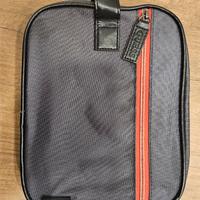 Pochette Guess
