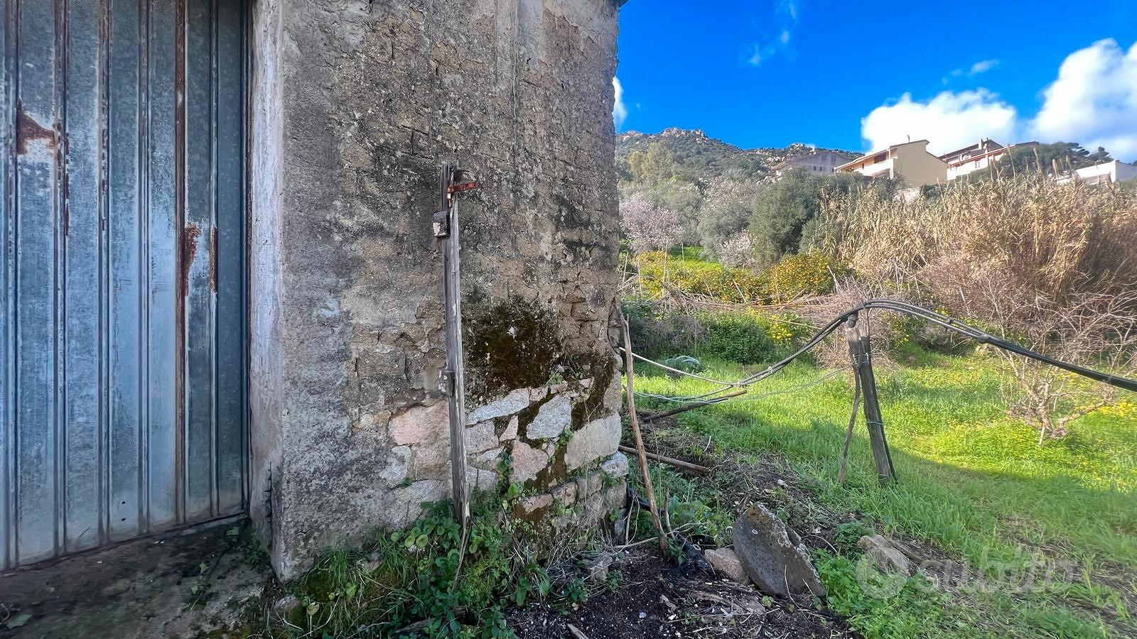 Guspini-Terreno non agricolo con ricovero attrezzi - Vista 3