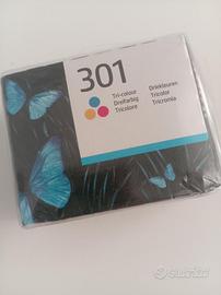 2 CARTUCCE HP NUOVE. UNA 301 NERO + UNA 301 COLORE