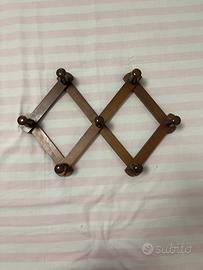 Appendiabiti a fisarmonica in legno