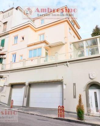 ALBERGO A NAPOLI - VIA CARLO DE MARCO