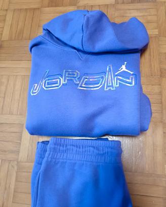 abbigliamento  ragazza