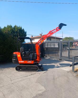 E241 - Escavatore 18 q allargabile LIBRA 218 SV