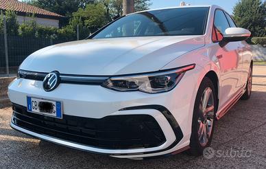 Golf VIII 2020 1.5 etsi evo R-Line 150cv dsg