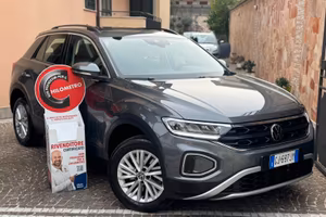 Volkswagen T-Roc 2.0 TDI SCR 150 CV DSG R-Line