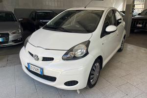 Toyota Aygo 1.0 12V VVT-i 5 porte Now Connect