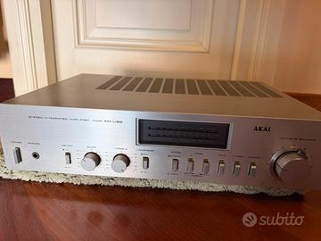 AKAI - Amplificatore AM-U33