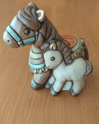 Cavallo Thun con cucciolo 