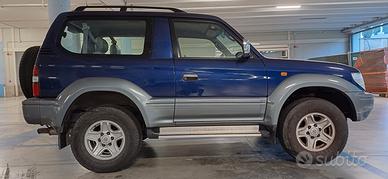 TOYOTA LAND CRUISER  kzj 90 ASI