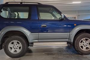 TOYOTA LAND CRUISER  kzj 90 ASI