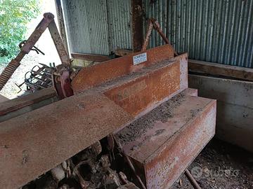 PRESSA marca SAIM 136