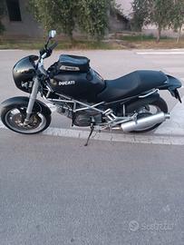 moto Ducati Monster Dark 