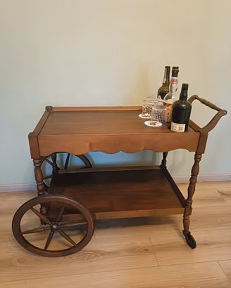 Carrello portavivande vintage in legno