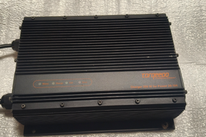 Caricabatterie litio barca Camper torqeedo