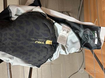 Pissei pantaloncini uomo tadej