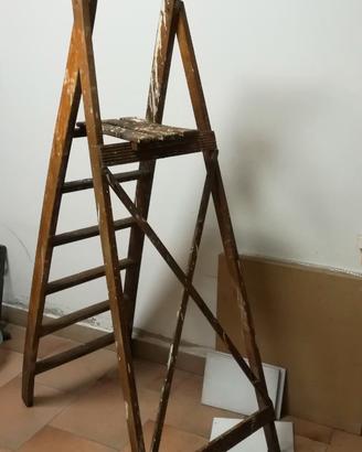 scala in legno vintage