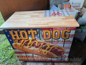 Bancone hot dog