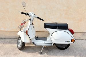 Vespa 125 arcobaleno