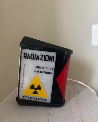 Lampada radiazioni ospedaliera