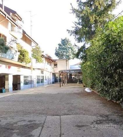 Magazzino a Desio