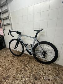 Bici da corsa look 695