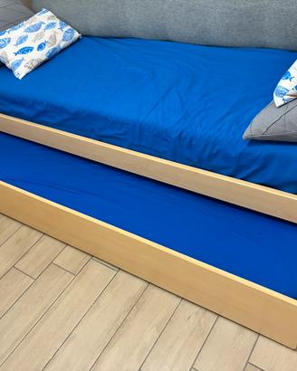 divano letto estraibile a Ceriale