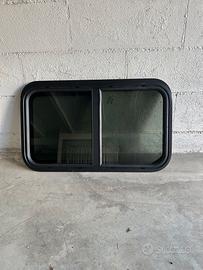Finestrino laterale per camper 40x70cm nuovo