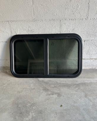 Finestrino laterale per camper 40x70cm nuovo