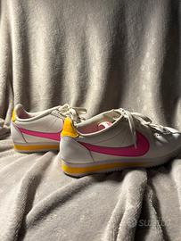 Nike Cortez bianche fucsia e gialle