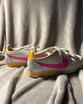 Nike Cortez bianche fucsia e gialle