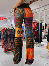 Pantaloni a Zampa Da Donna Con Bordo in Pizzo