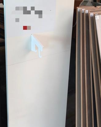 Espositorei  in legno Laccato bianco con gangi 