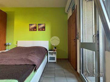 MONOLOCALE A FIRENZE