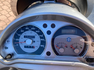 Piaggio beverly 250cc