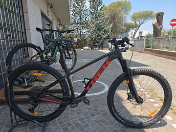 TREK ROSCOE 8 tg.L 2022