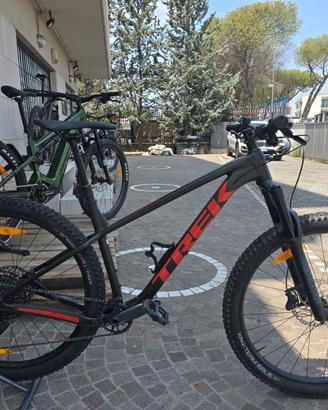 TREK ROSCOE 8 tg.L 2022