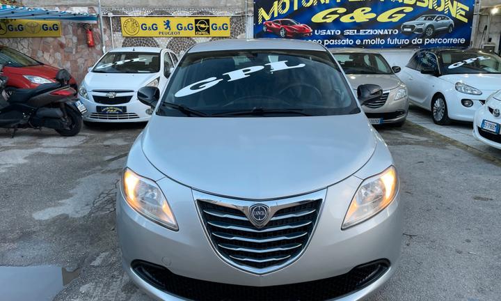Lancia Ypsilon 1.2 69 CV 5 porte GPL Ecochic Silve