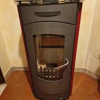 Stufa a legna nuova