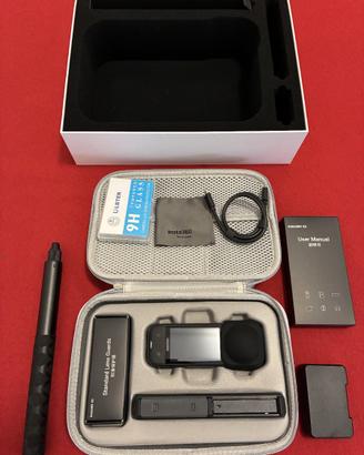 Insta360 X5 Essential Bundle + accessori