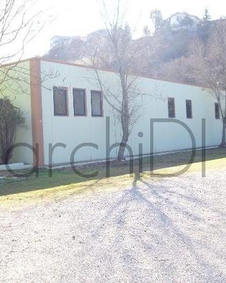 Capannone in Contrada Le Piane, Picciano (PE)