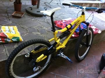 MTB- SANTACRUZ BULLIT
