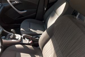 OPEL Astra 4ª serie - 2012