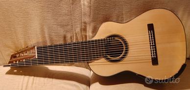 chitarra contralto 11 corde di liuteria