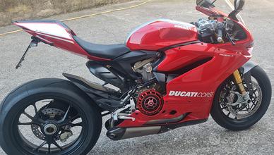 Ducati Panigale R - 2015